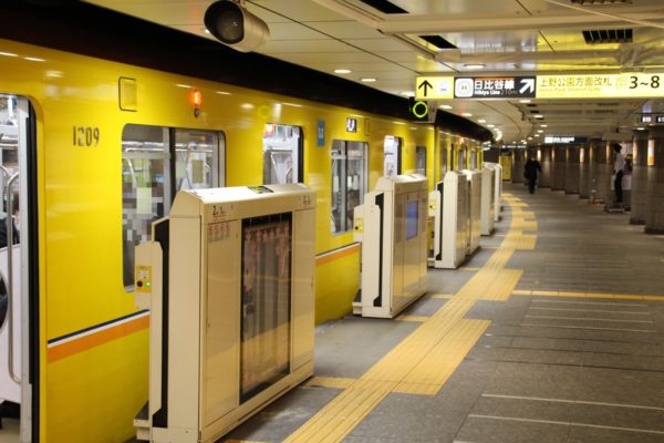 東京メトロ 銀座線のホームドア：上野駅1番線の車側灯検知によるホームドア・可動ステップ制御システム（連携化前）