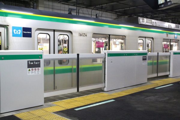 JR東日本 常磐線各駅停車のホームドア：従来型ホームドアの仕様