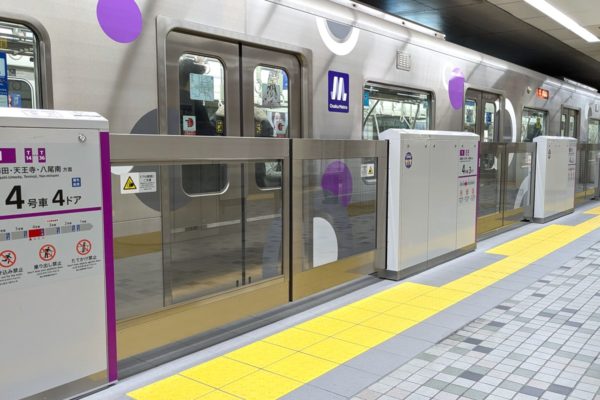 Osaka Metro 谷町線のホームドア：本格導入タイプ